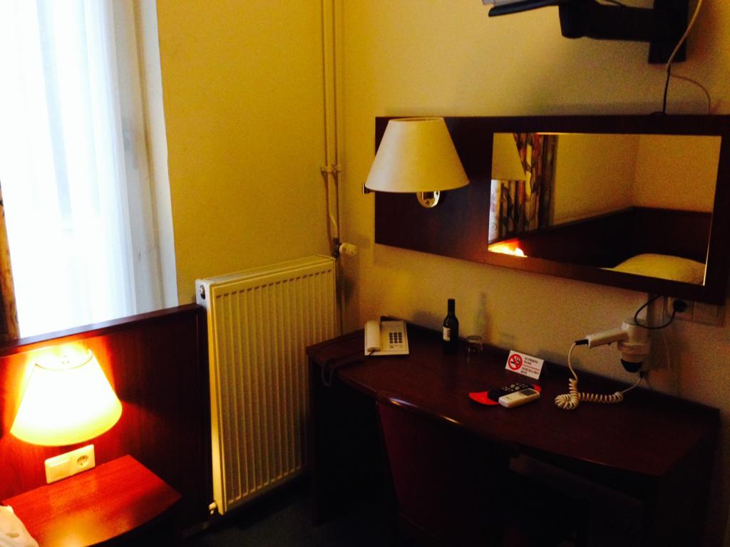Hotel Pax Arnhem Szoba fotó